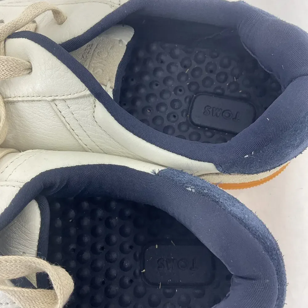 Men's Casual Leather Trainer in White with Gum Sole